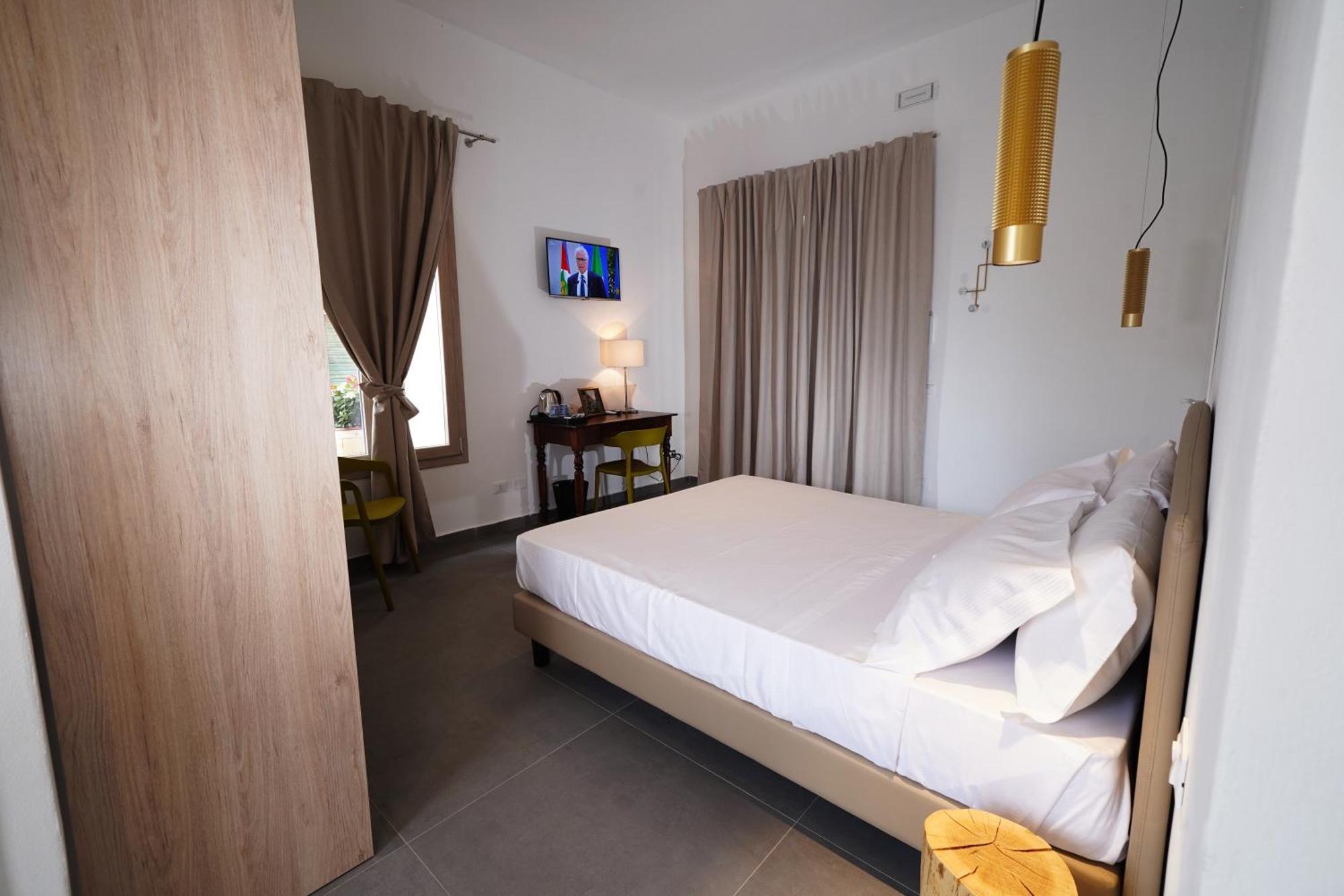 Ducas Rooms And Suite Lascari Exterior foto